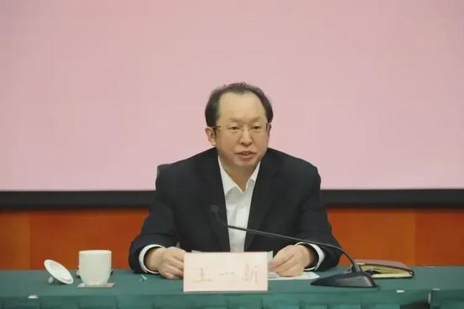 海墾集團(tuán)反腐風(fēng)暴：王一新被公訴，揭開(kāi)系統(tǒng)性沉疴