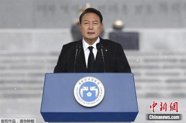 2025年度前瞻：國際局勢波譎云詭，將進入再平衡階段？