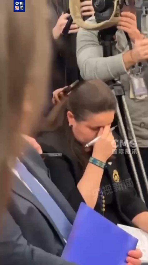 美烏首腦“談崩” ，美記者：報道白宮近30年，這場面前所未見！4分52秒，特澤會現(xiàn)場爭吵實錄曝光