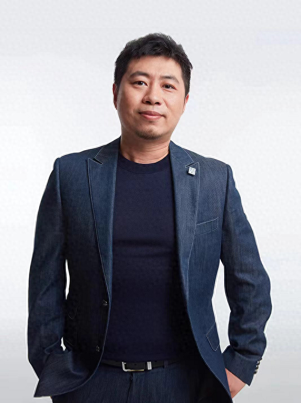 全國政協(xié)委員、京東集團曹鵬：夯實數(shù)字技術基座，以新質生產力助力實體產業(yè)發(fā)展