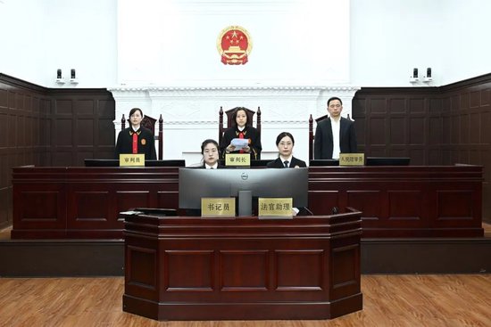 全國(guó)首例！上市公司董監(jiān)高違反公開(kāi)承諾案今宣判