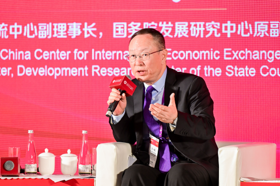 王一鳴：建議放寬服務(wù)業(yè)價格管制 配套低收入群體財政補(bǔ)貼