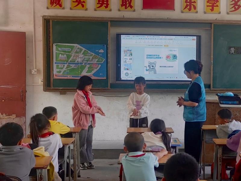 壹基金凈水計劃2025年將累計惠及6000所鄉(xiāng)村學校數百萬兒童